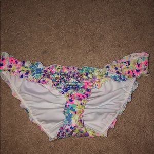 Women’s Victoria’s Secret ruffle bottoms